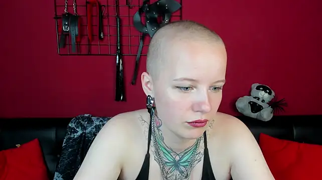 Ruby_Toreadorr – webcam-show