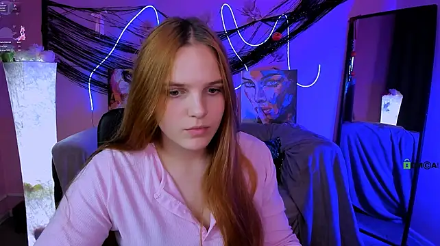 הופעת וובקאם של luna_veyraa