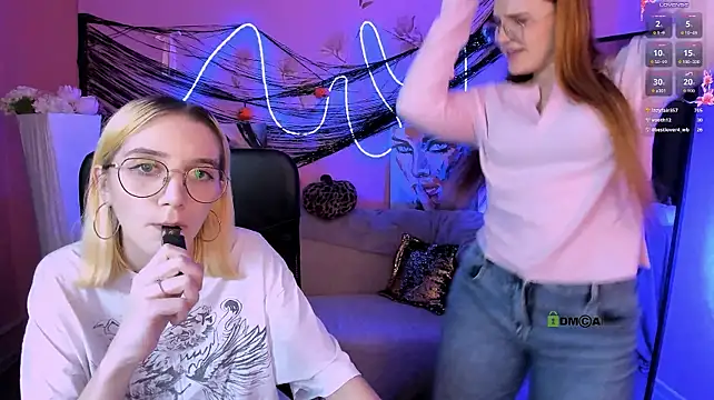 luna_veyraan Webbikameraesitys