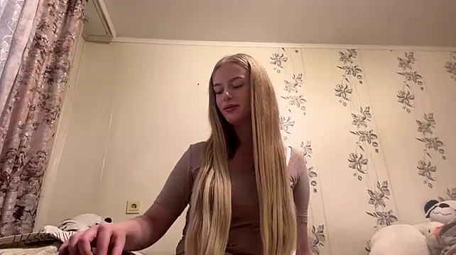 CyndyBustard's Webcam Show