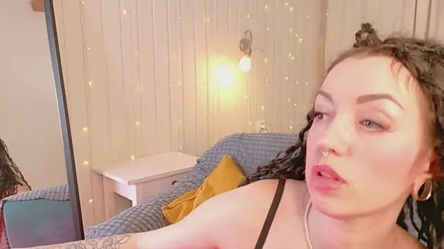 Moon_Banshee's Live XXX Chat