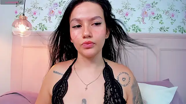 emma_rose29n Live XXX chat