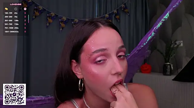 MaraMillis' Live XXX Chat