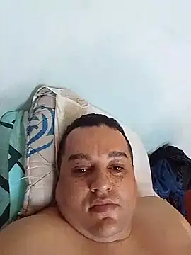 Show modela Fininhobhz na web-kameri