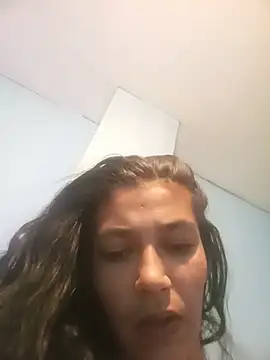 Olahalexandra's Live Chat Room