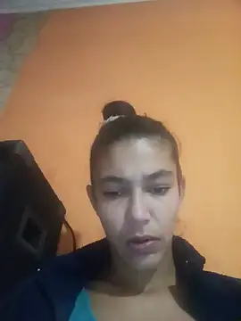 Olahalexandra webkamerás műsora