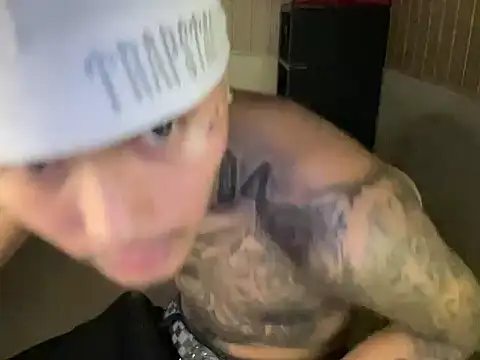 Ceesteve_hot Pertunjukan Webcam