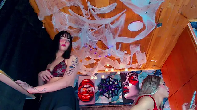 Pokazy przed kamerką – Kay_PinkDesire