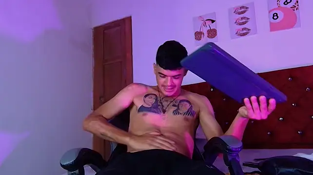 BuckAdams Webcam Show