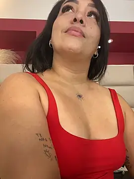 Sheeryyll's Live XXX Chat