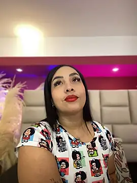Sheeryyll Chat XXX in diretta