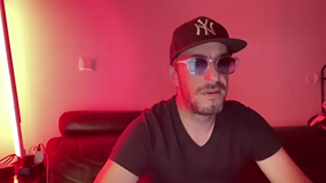 הופעת וובקאם של TheOne974