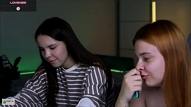 Вебкам-шоу reddizzy