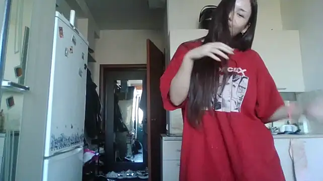 Linci_Adamsn Webbikameraesitys