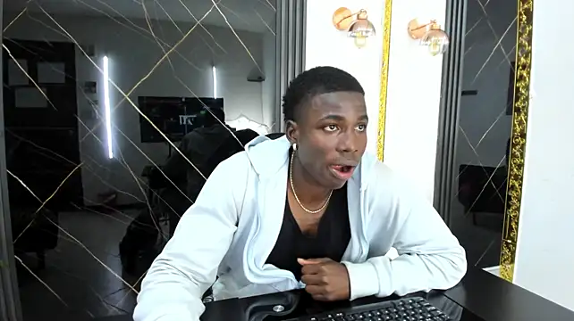 LionBlackk Webcam show