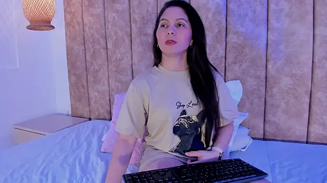 Show modela Amanii_ na web-kameri