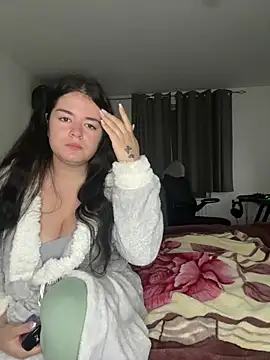 Show modela chaotic_private na web-kameri