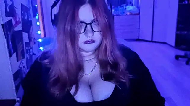 CutieRoar Webcamshow