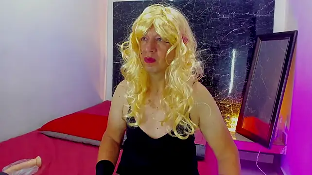 apoloo_diilf Show Webcam
