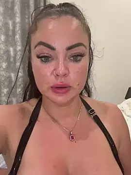 Show modela Olivia69Rose na web-kameri