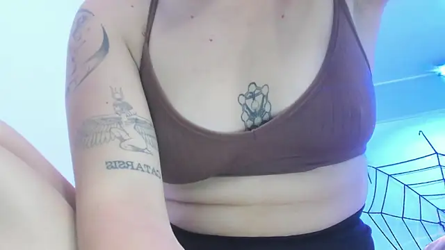 Lilith_brook's Webcam Show