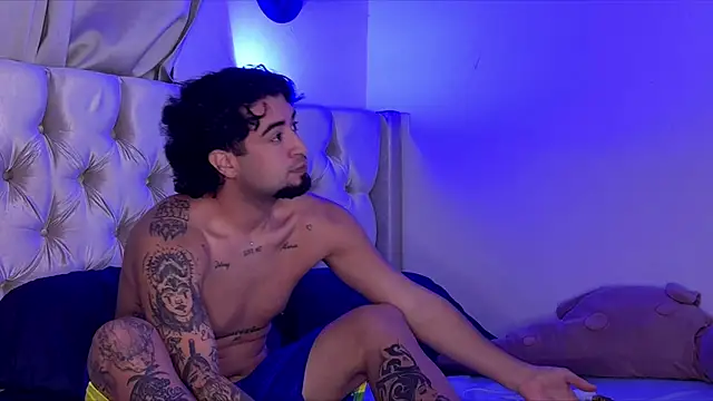 Noah_mill webcam show