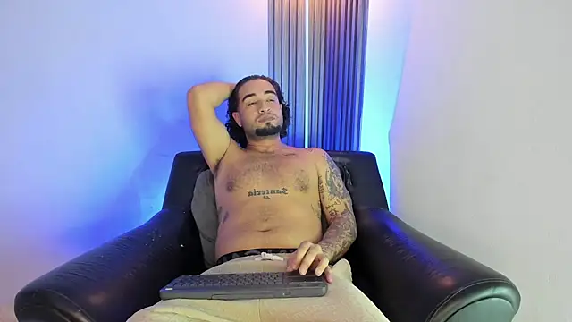 Noah_mill webcam show