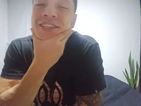 Show modela Nayib_Frezh na web-kameri