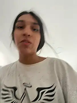 namy_moon1: διαδικτυακό σόου στην κάμερα