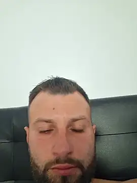 Show modela Andreas2380 na web-kameri