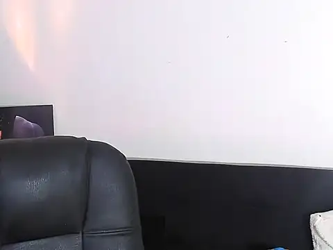 MarckMathews Show in webcam