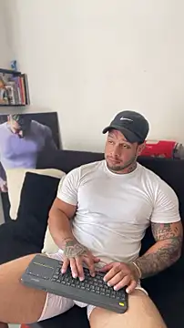 הופעת וובקאם של MarckMathews