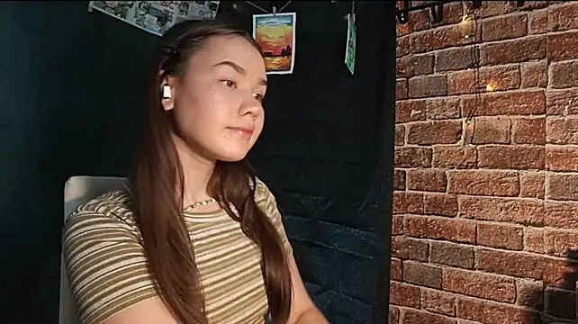 NakishaEnz – Naživo XXX chat