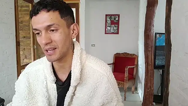 Show modela haroldxilva na web-kameri