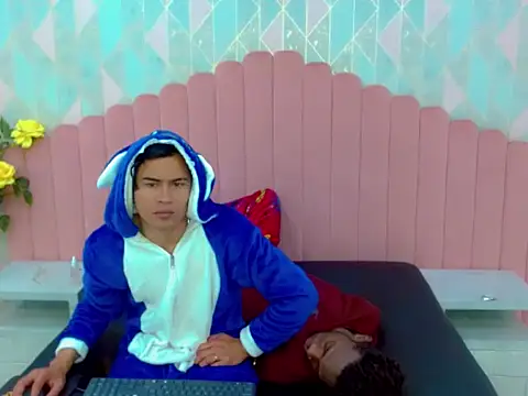 PassionParty_ Pertunjukan Webcam