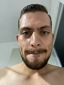 stricf webcam show