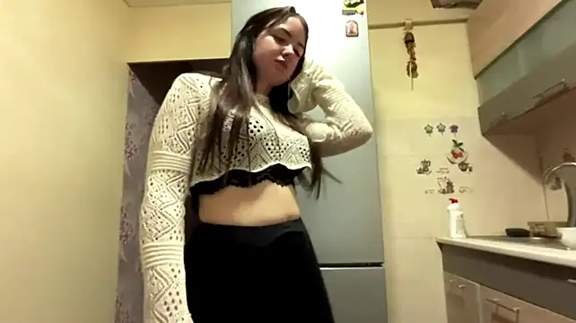 Hillary live XXX chat