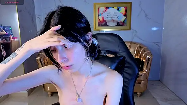 emma___s লাইভ XXX চ্যাট