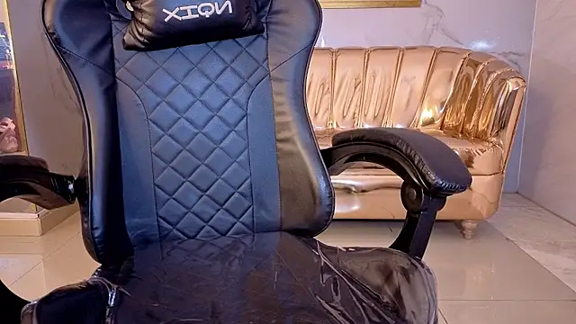 emma___s' Webcam Show