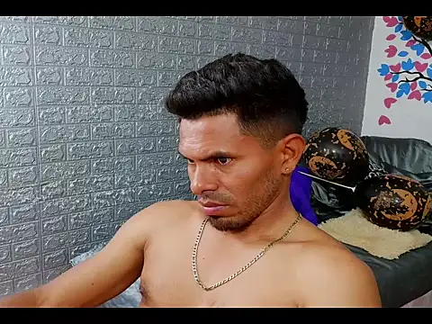 adamhot1992 Webcamshow