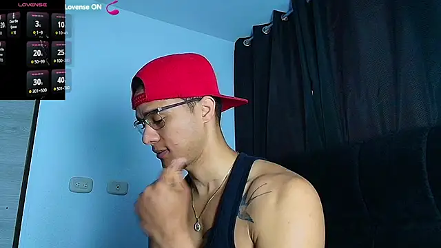 Roy-barney's Webcam Show