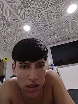 عرض كام MenOnlyHot