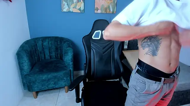 Show de xteven_master19 na webcam