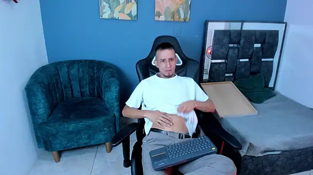 Pokazy przed kamerką – xteven_master19