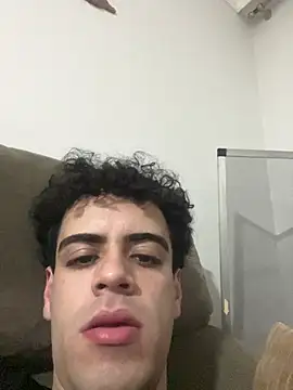 Show modela weelsdb na web-kameri
