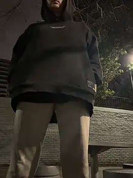 birddss webcam show