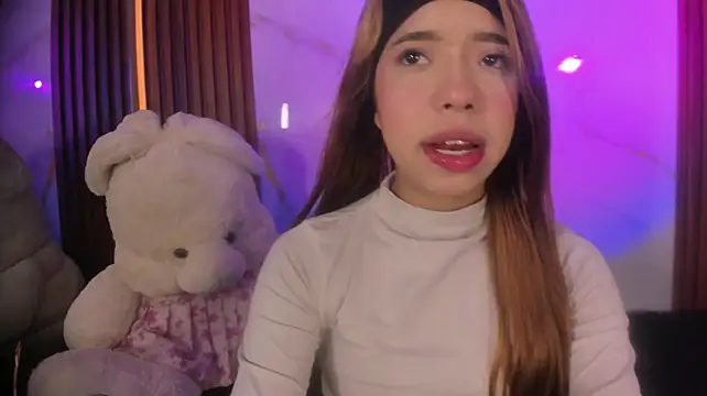 Ariana_Coax Show Webcam