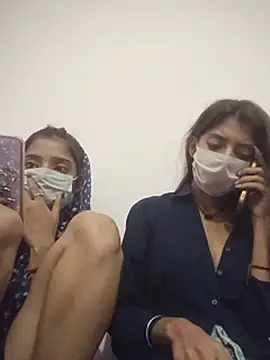 Lovely--Pihu Webcam show