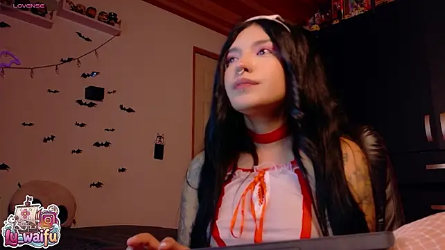 Show modela Isiswaifu na web-kameri