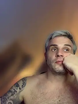 Show modela Ydde222 na web-kameri